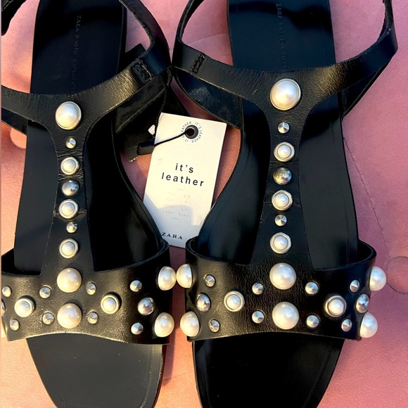 NWT ZARA leather sandal with pearl details. Size 40 (9). - Picture 8 of 9